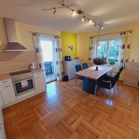 שטיינקירשן אם פורסט Ferienwohnung Lucy Am Lonitzberg מראה חיצוני תמונה
