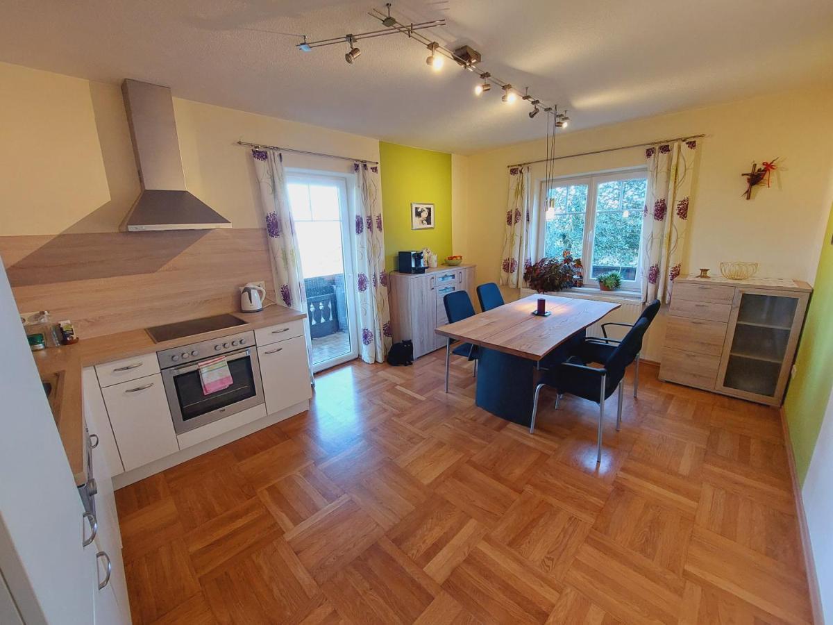 שטיינקירשן אם פורסט Ferienwohnung Lucy Am Lonitzberg מראה חיצוני תמונה
