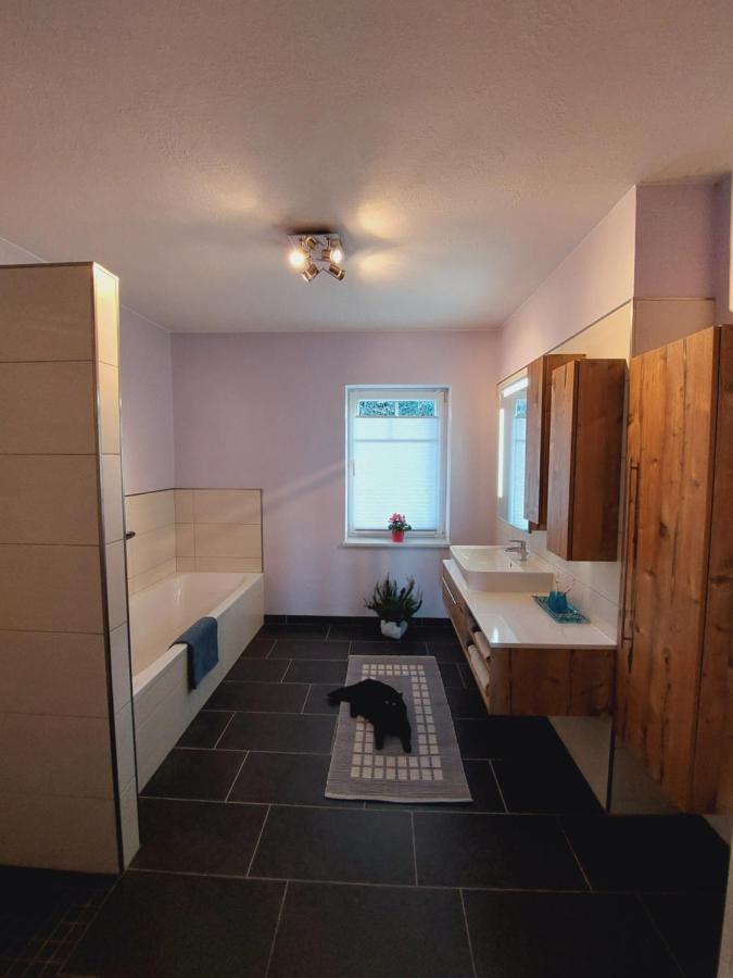 שטיינקירשן אם פורסט Ferienwohnung Lucy Am Lonitzberg מראה חיצוני תמונה